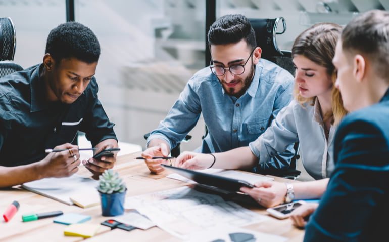 Endividamento afeta a produtividade no trabalho. Veja o que a sua empresa pode fazer para evitar isso