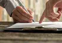 vínculo empregatício